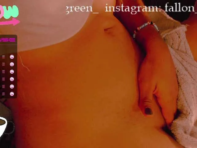 Live sex webcam photo for karolfox #241156518