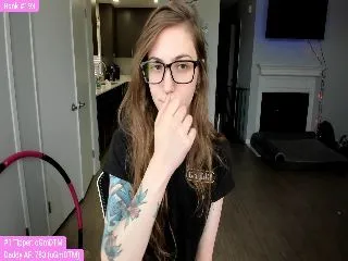 Live sex webcam photo for TheSharkQueen #251962964