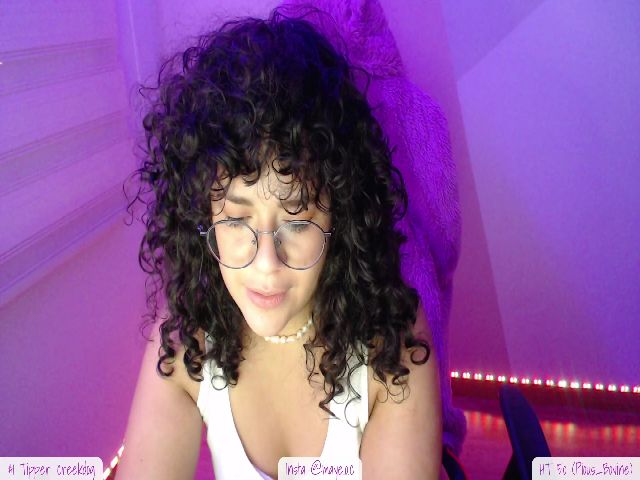 Live sex webcam photo for Isabela_1 #261153041