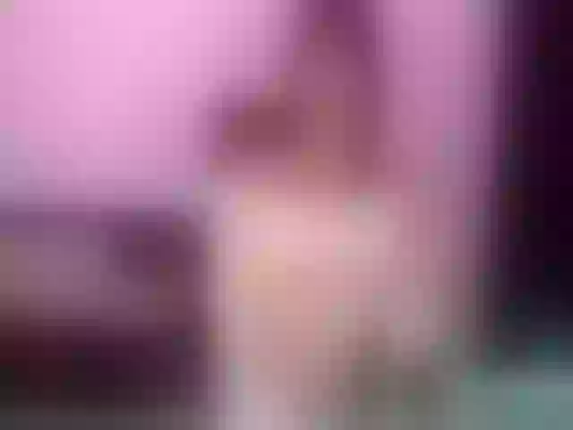 Live sex webcam photo for MaiiAngel #258841851