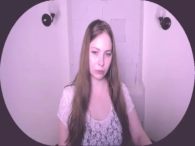 Live sex webcam photo for MollyMey #261031762