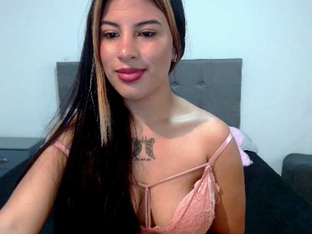 Live sex webcam photo for DulceDavalo #240958912