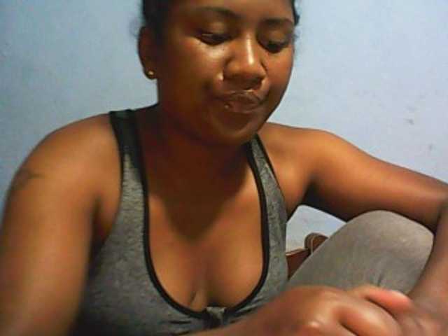 Live sex webcam photo for mybigass15 #241228428