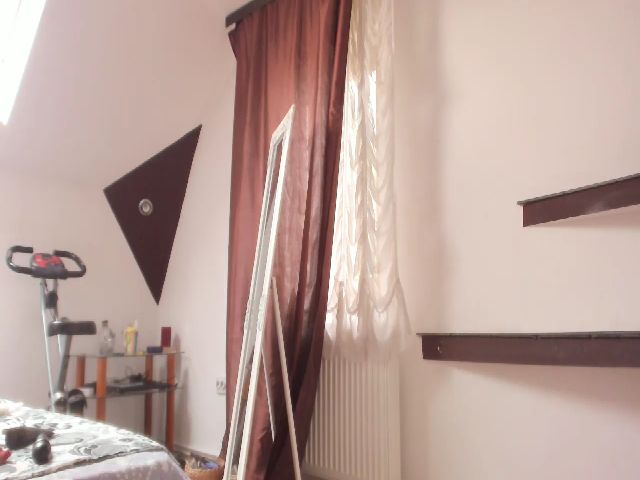 Live sex webcam photo for OhMyMiaa #259104905