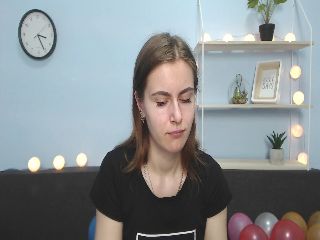 Live sex webcam photo for MollyTravis #252256081