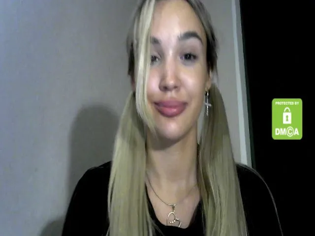 Live sex webcam photo for MyyDream #263889226