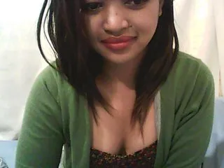 Live sex webcam photo for Roniquelah #240492753