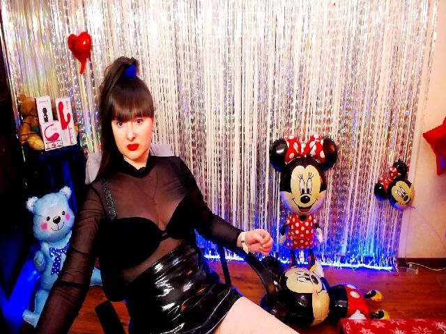 Live sex webcam photo for x_MissMia_x #253098031