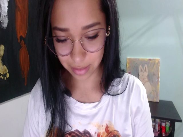 Live sex webcam photo for Gina_reid #252497388