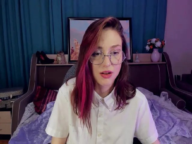 Live sex webcam photo for MadFrau #260270877