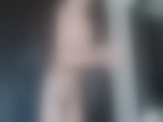 Live sex webcam photo for Aliicia #255749141