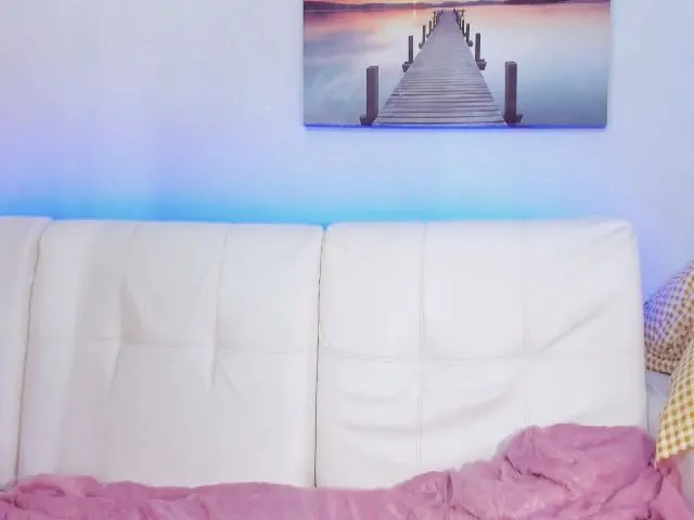 Live sex webcam photo for Chubby_cake #265061193