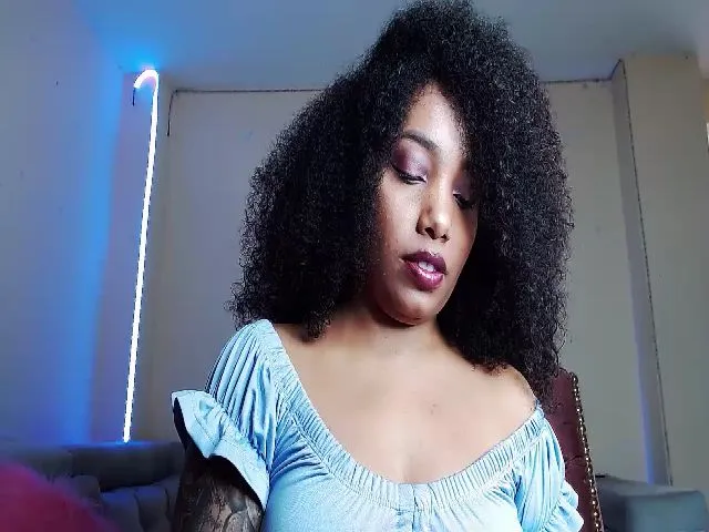 Live sex webcam photo for Ginadimples #260072992