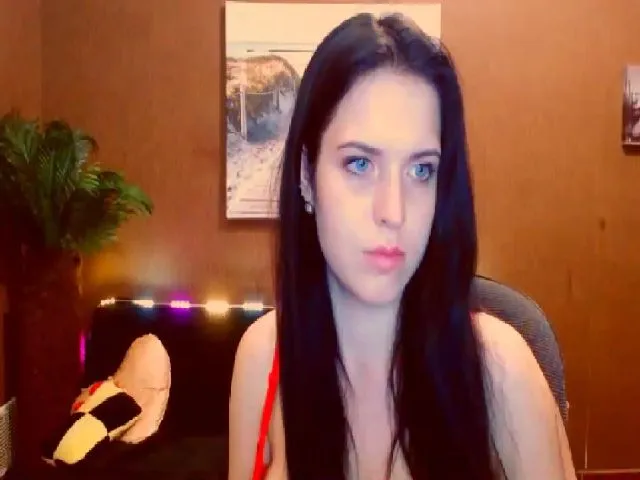 Live sex webcam photo for Antonia_W_ #260177856