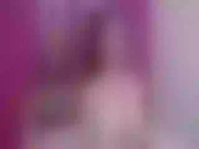 Live sex webcam photo for BustyxxHelen #255836434