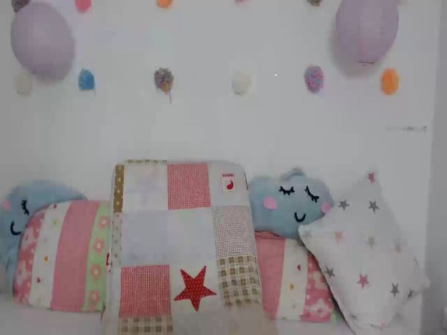 Live sex webcam photo for Em_aa #252409914