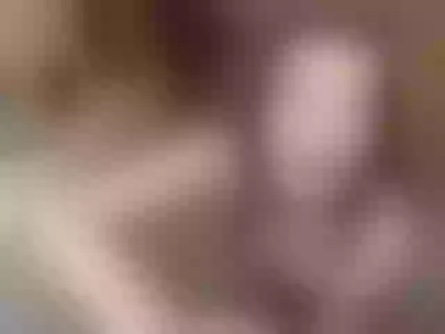 Live sex webcam photo for MomsaysitsOk #241239035