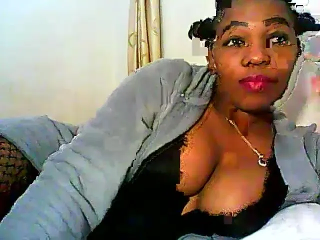 Live sex webcam photo for AfriPrincess #255884022