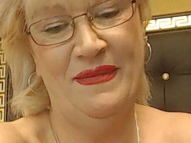 Live sex webcam photo for laylamadisony #241019497