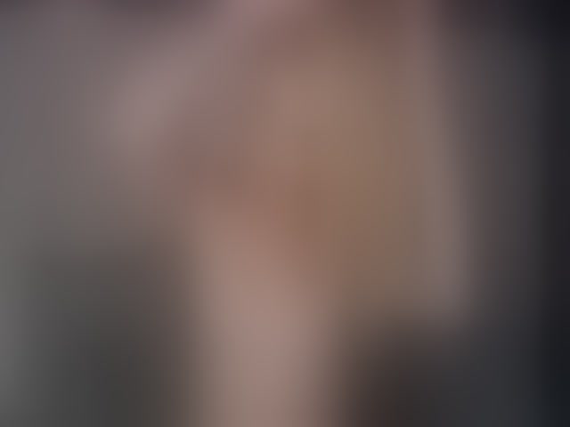 Live sex webcam photo for JuliaJuliette #255855774