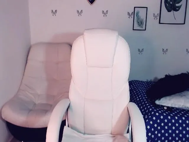 Live sex webcam photo for Tamy_bennett #261478568