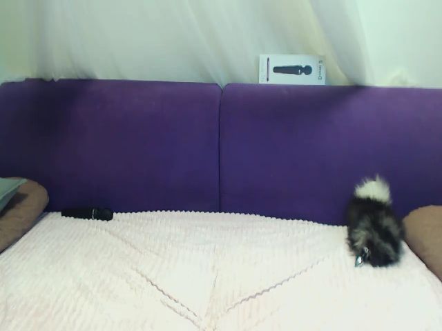 Live sex webcam photo for Olivia_Gracee #255015279