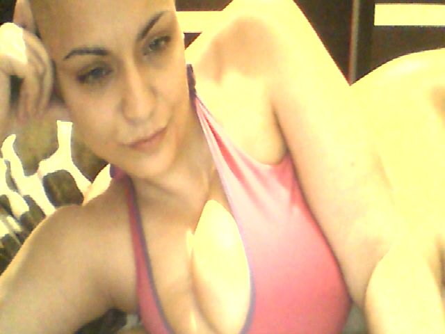 Live sex webcam photo for DominaAstrid #254938881