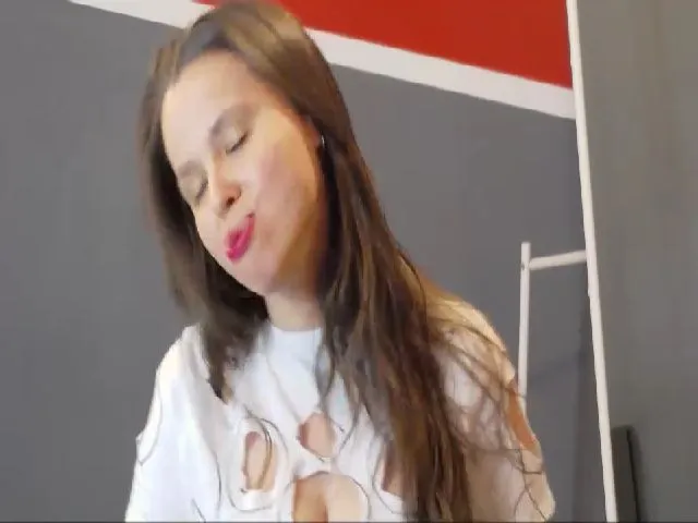 Live sex webcam photo for SimplyJoy #259003069