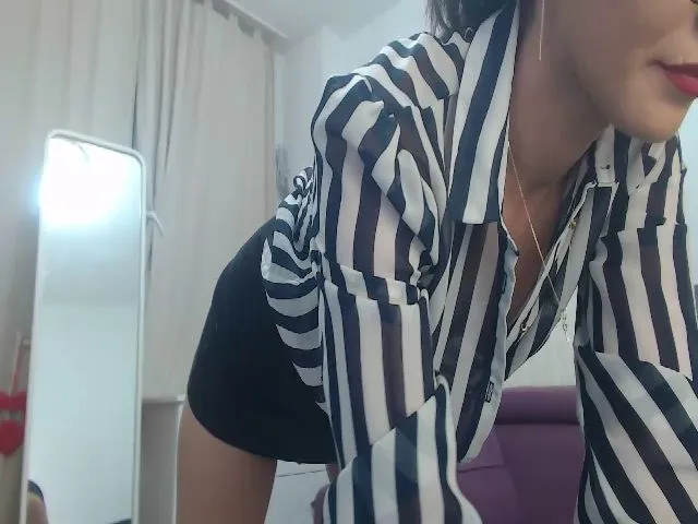 Live sex webcam photo for MiningBee #252319445