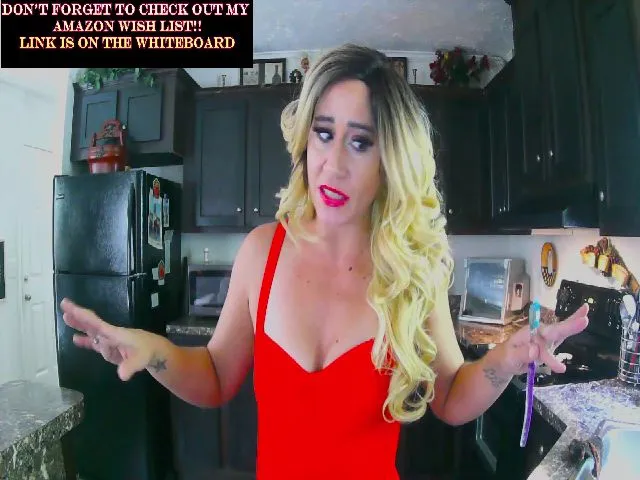 Live sex webcam photo for DaniBrasshole #255968751