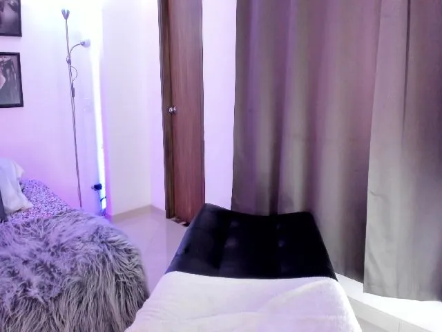 Live sex webcam photo for Juanabrau #255923460