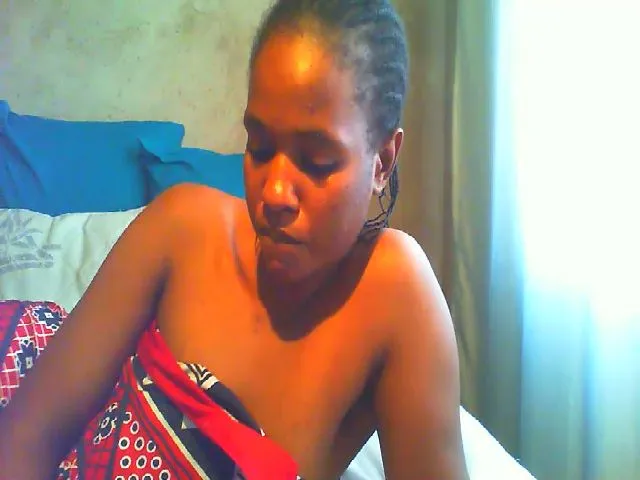 Live sex webcam photo for Sexybigass23 #263649046