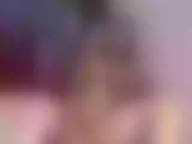 Live sex webcam photo for April_dew #256337969