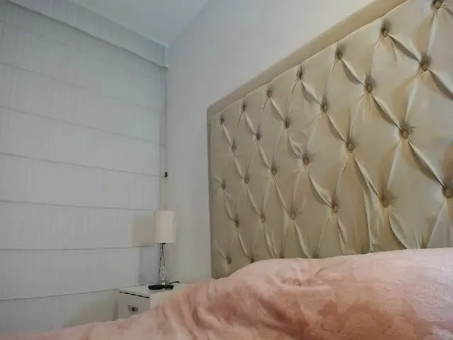 Live sex webcam photo for Lana_red #253316196