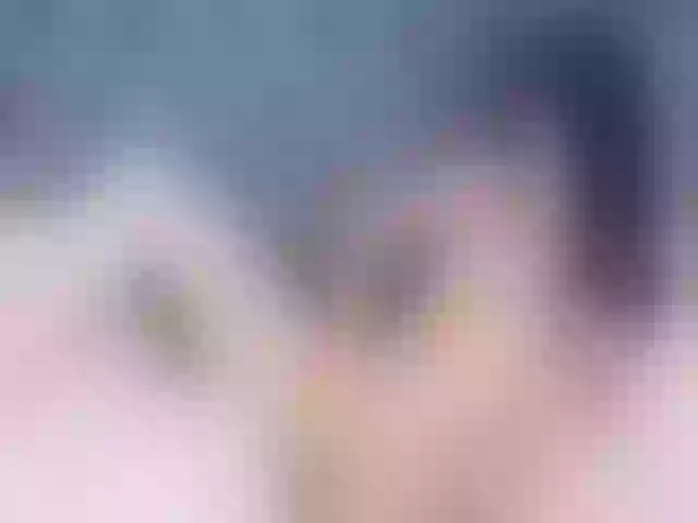 Live sex webcam photo for GoldBabyy #264138507