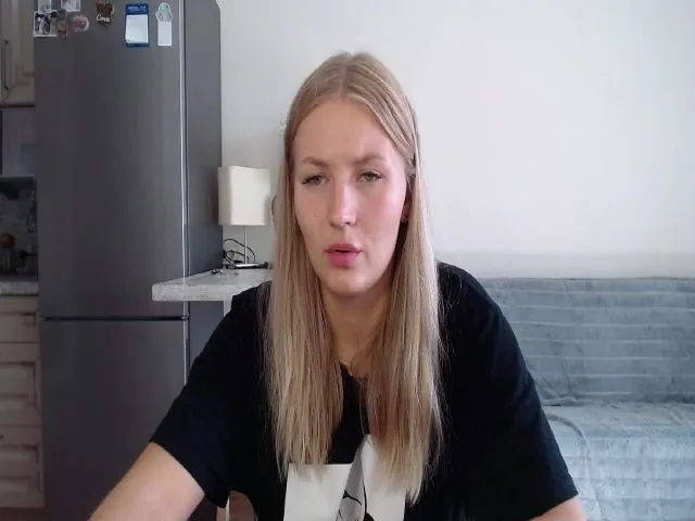Live sex webcam photo for UrBlack_Kitty #262979454