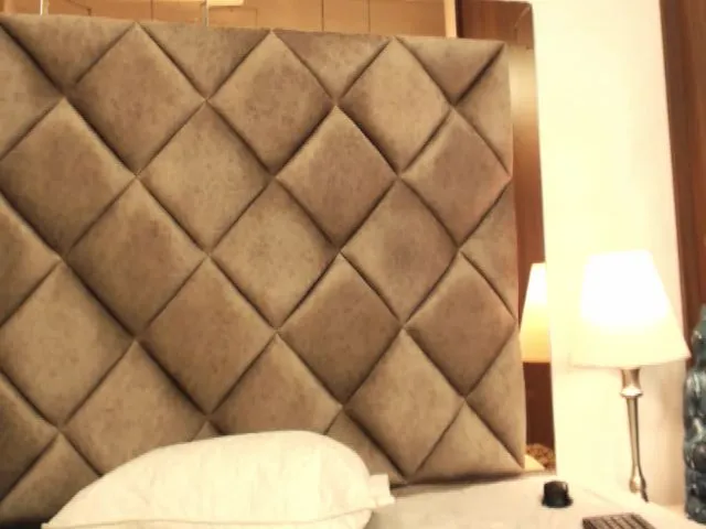 Live sex webcam photo for JullyAngel #255198433