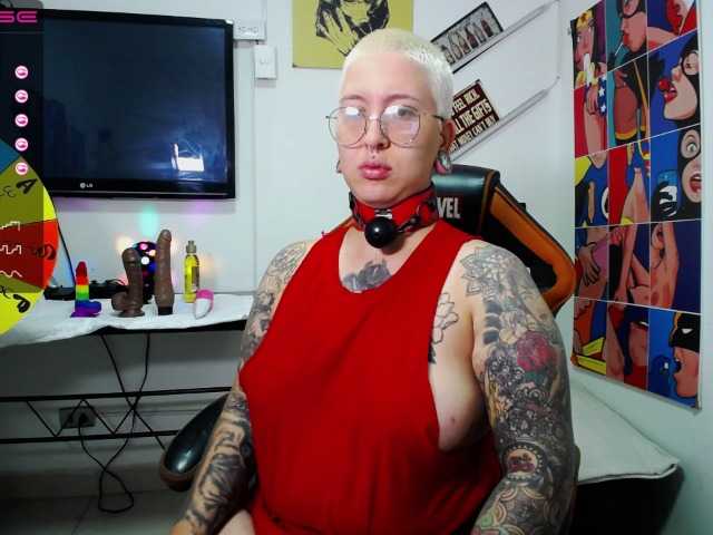Live sex webcam photo for amy-ink #243011558