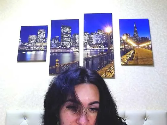 Live sex webcam photo for Vikibru #241030124