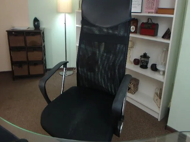 Live sex webcam photo for KimoraJoy #287860673