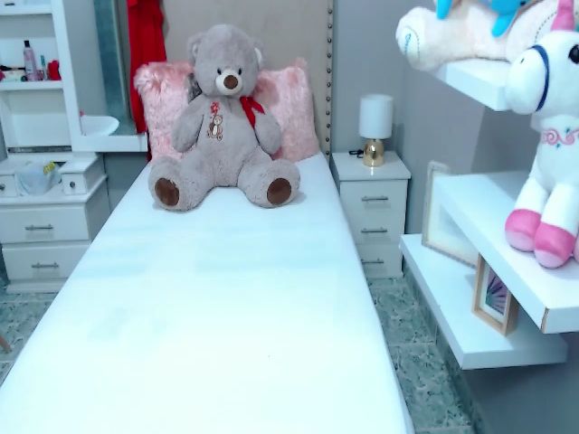 Live sex webcam photo for Emacollins #259122838