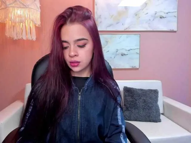 Live sex webcam photo for LilaDior #241330152