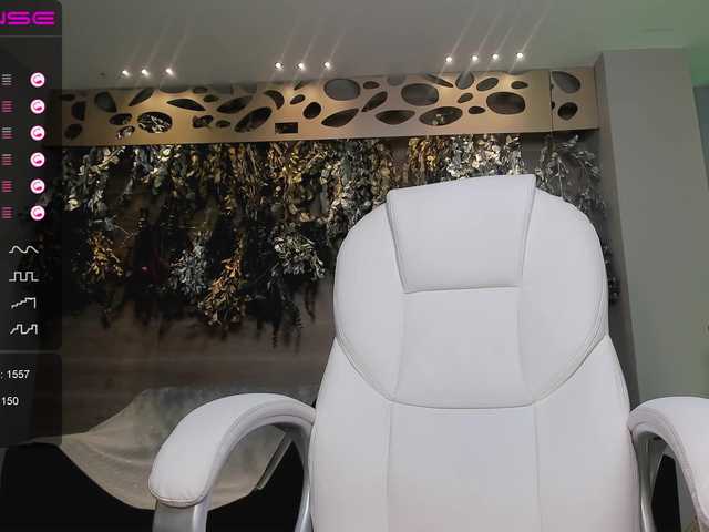 Live sex webcam photo for ValerieAustin #287947119