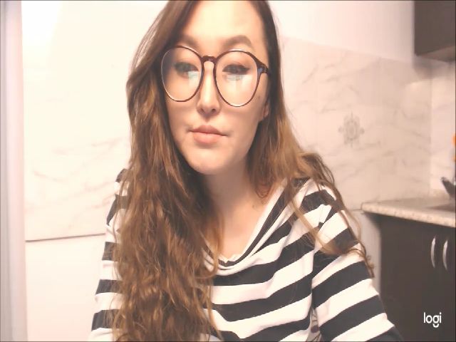 Live sex webcam photo for HrnyTeacher #263751909