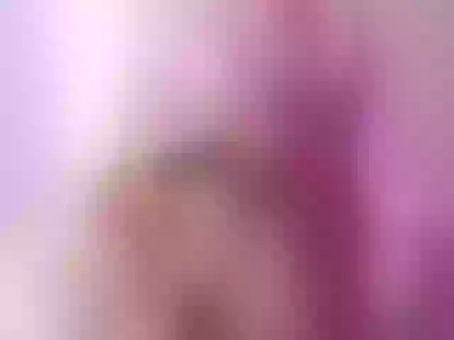 Live sex webcam photo for Sophie_pink18 #252587051