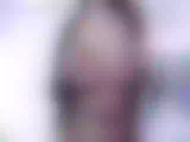 Live sex webcam photo for Danielacamelo #254756383