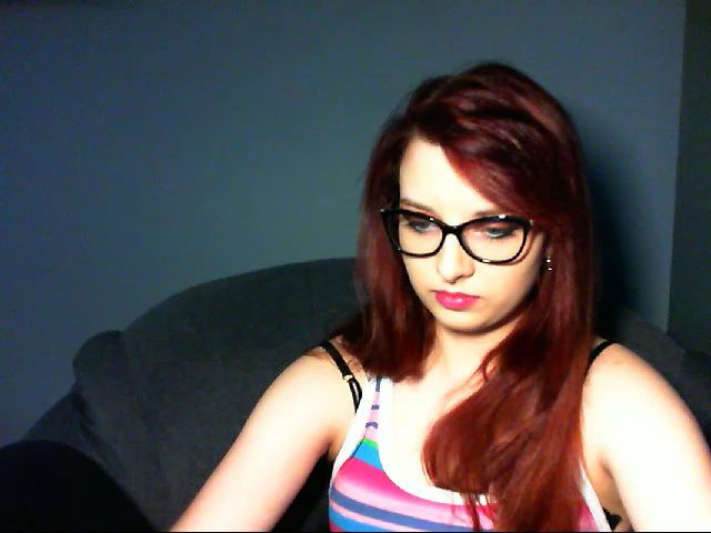 Live sex webcam photo for VirginLuna18 #263733188