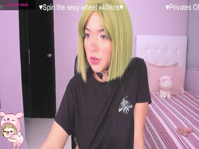 Live sex webcam photo for Melaniemiler #264148793