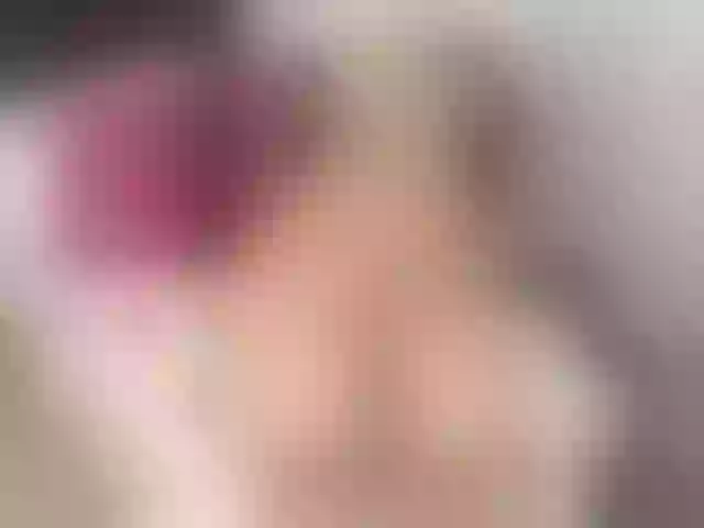 Live sex webcam photo for StormiSquirt #259491722