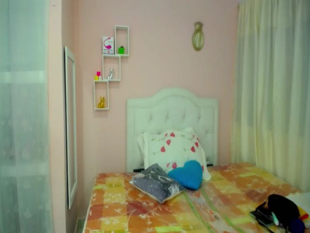 Live sex webcam photo for Petite_camila #287864380